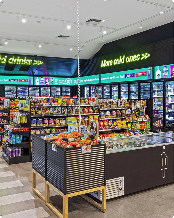 RETAIL FIT OUTS & FIXTURES